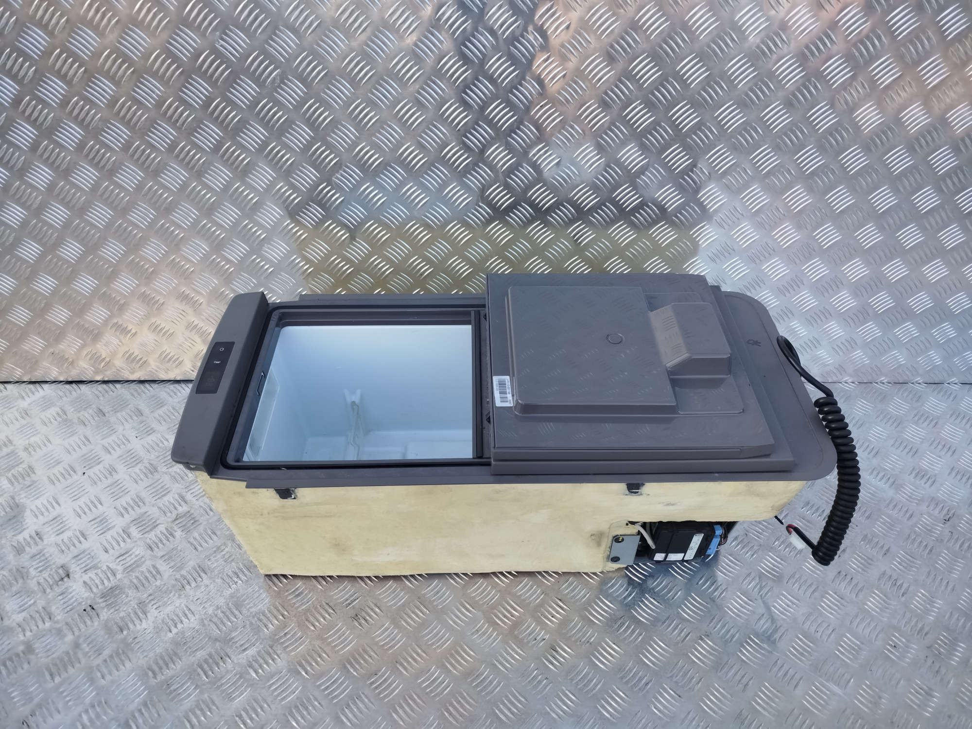 LODÓWKA SCANIA R NTG