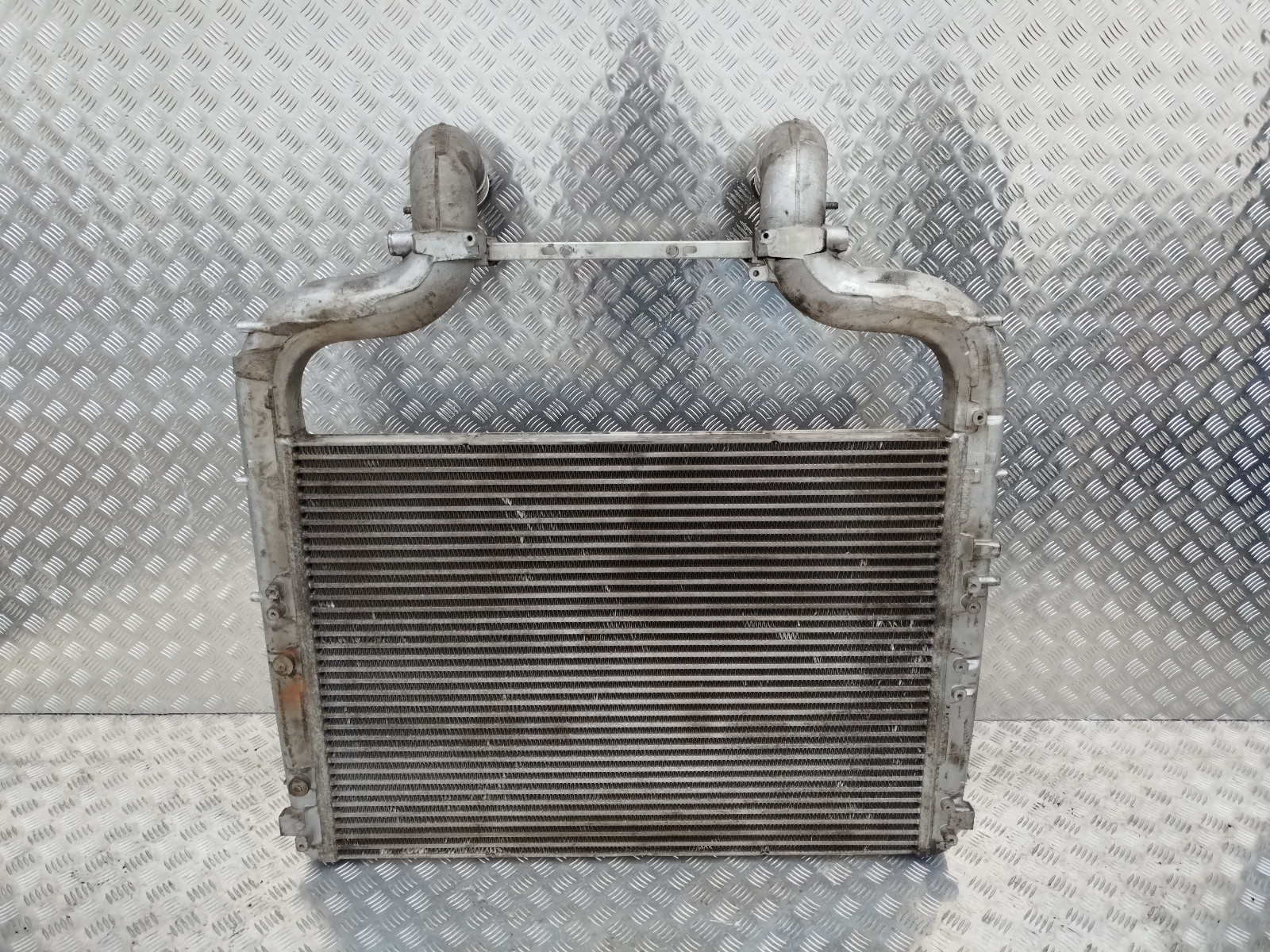 CHŁODNICA POWIETRZA INTERCOOLER DAF XF 106 LIFT