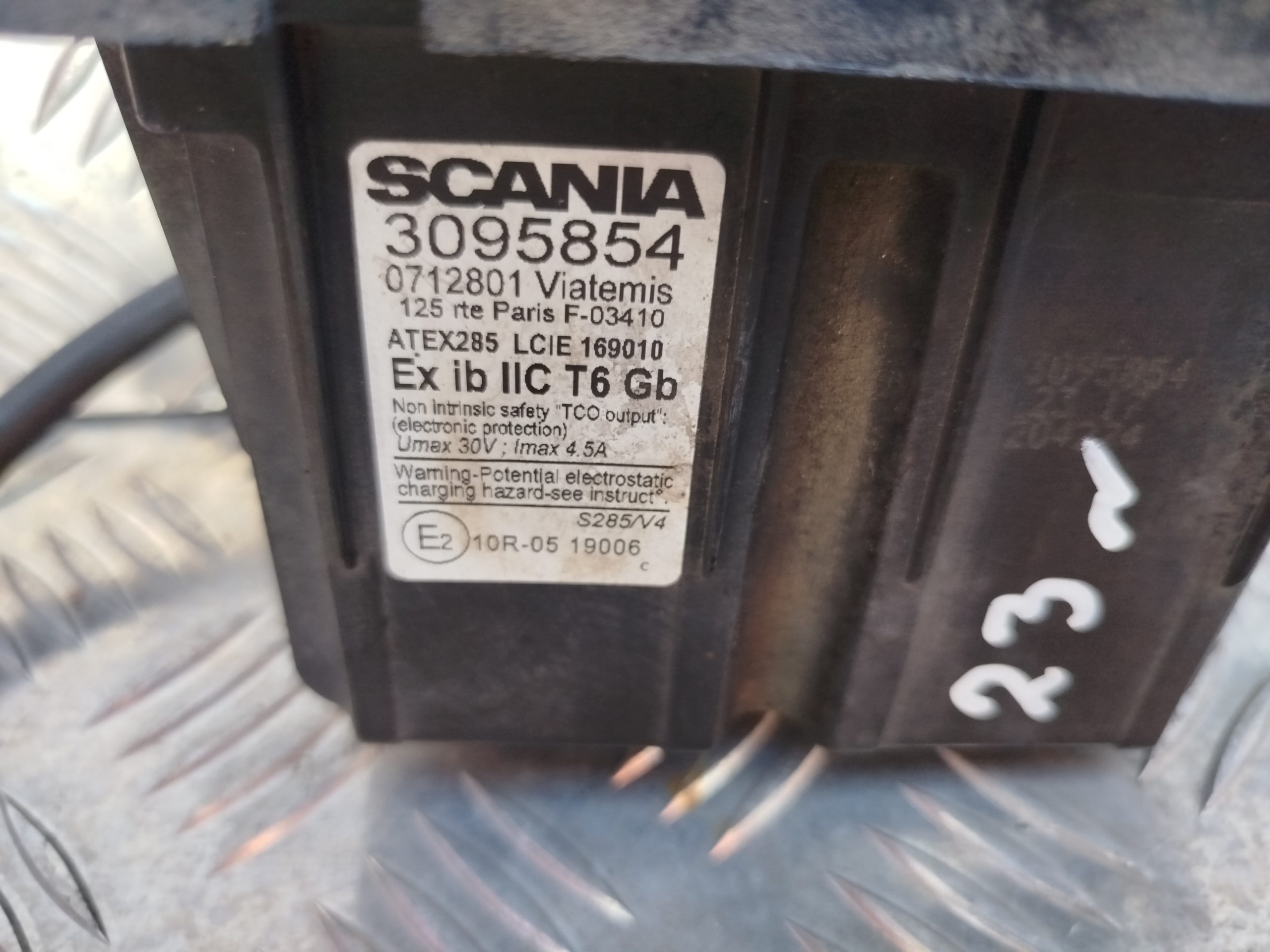 GŁÓWNY WŁĄCZNIK WYŁĄCZNIK PRĄDU SCANIA SUPER 3095854