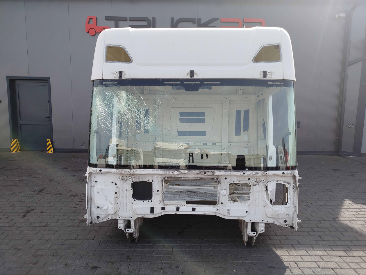 KABINA GOŁA SCANIA S NTG