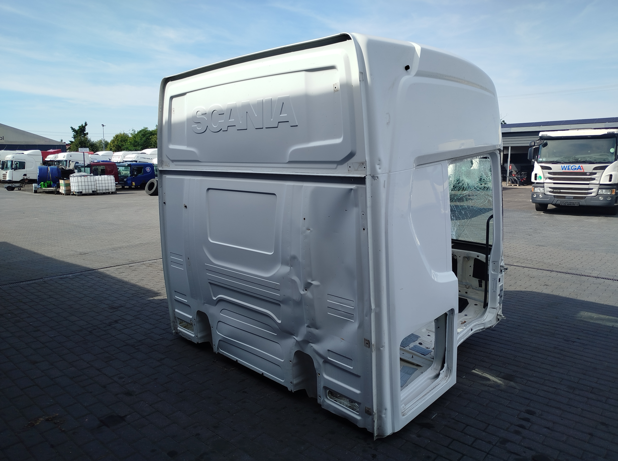 KABINA GOŁA SCANIA S NTG