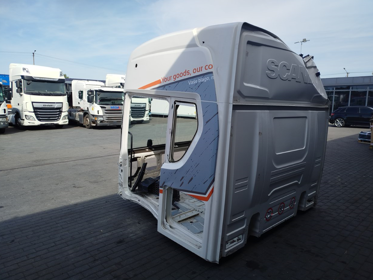 ĆWIARTKA BOK LEWY KABINY SCANIA S NTG
