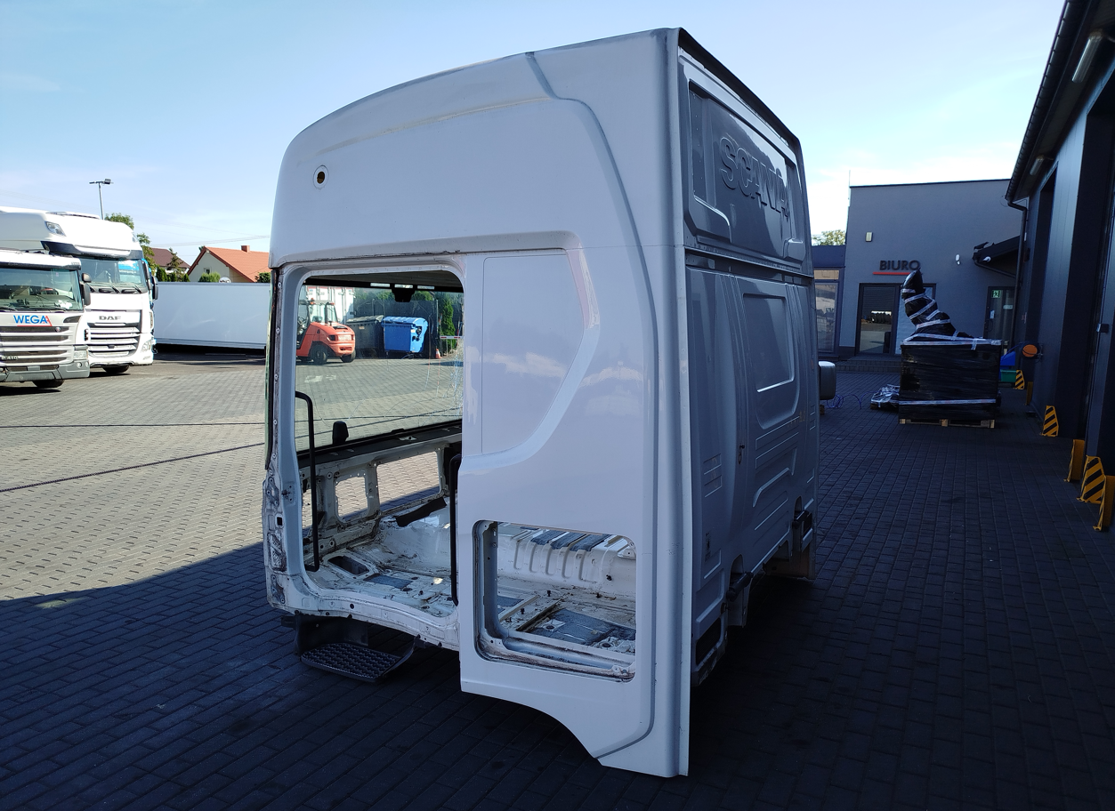 KABINA GOŁA SCANIA R NTG