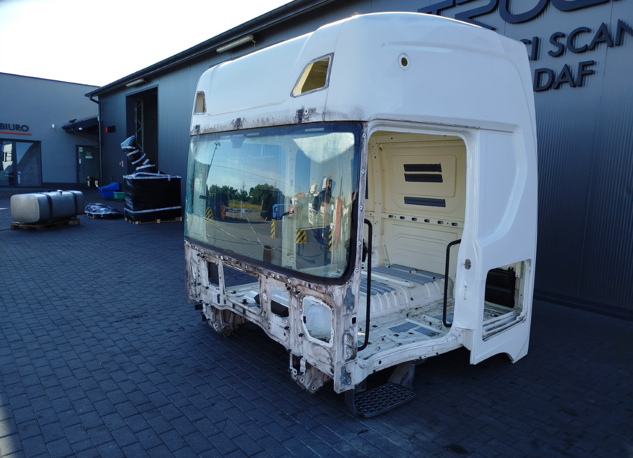 KABINA GOŁA SCANIA R NTG